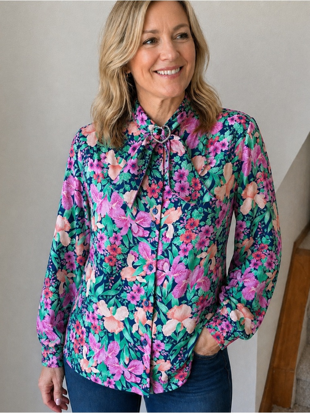 Vintage 70s Nordstrom Floral Secretary Blouse ILGWU USA Silk Feel Bow Tie S/M